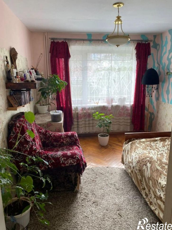 4-комн квартира Новороссийская улица, 107,  д. 107