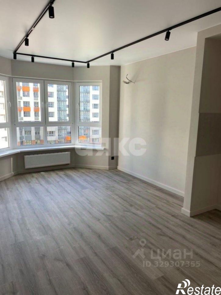 2-комн квартира ул Крылова, 13 2,  д. 13 2,  к. 2