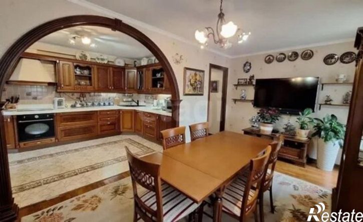 4-комн квартира улица Ленина, 161Б,  д. 161Б