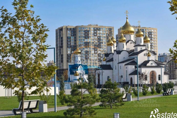 2-комн квартира улица Крылова, 17/1,  д. 17/1
