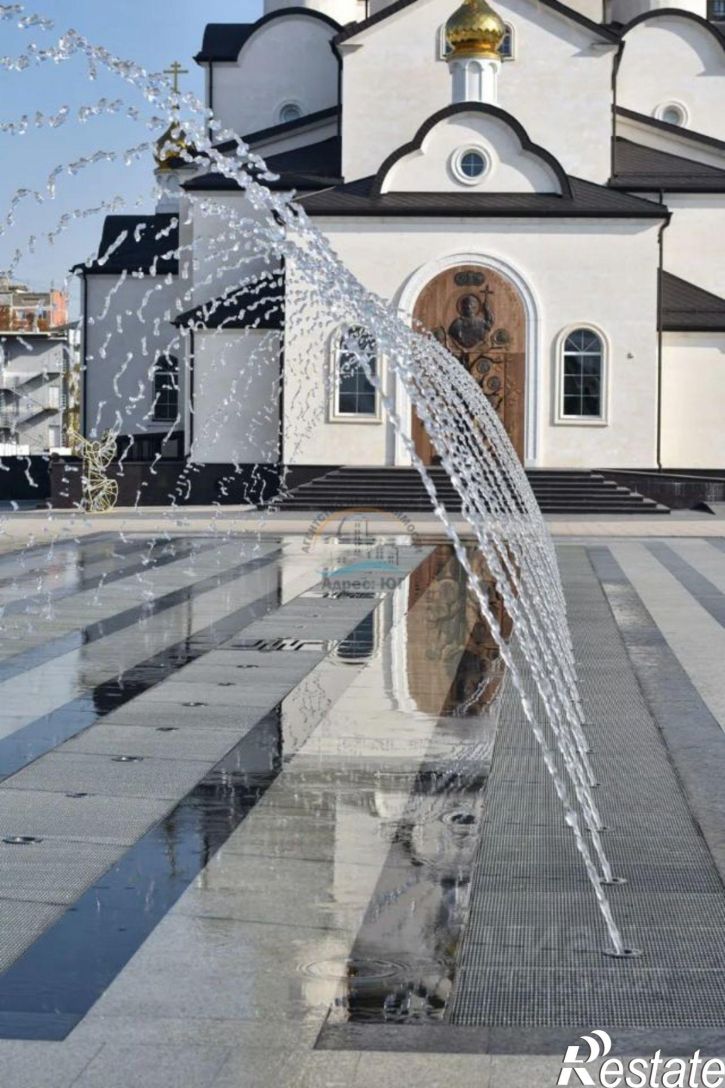 2-комн квартира улица Крылова, 17/1,  д. 17/1