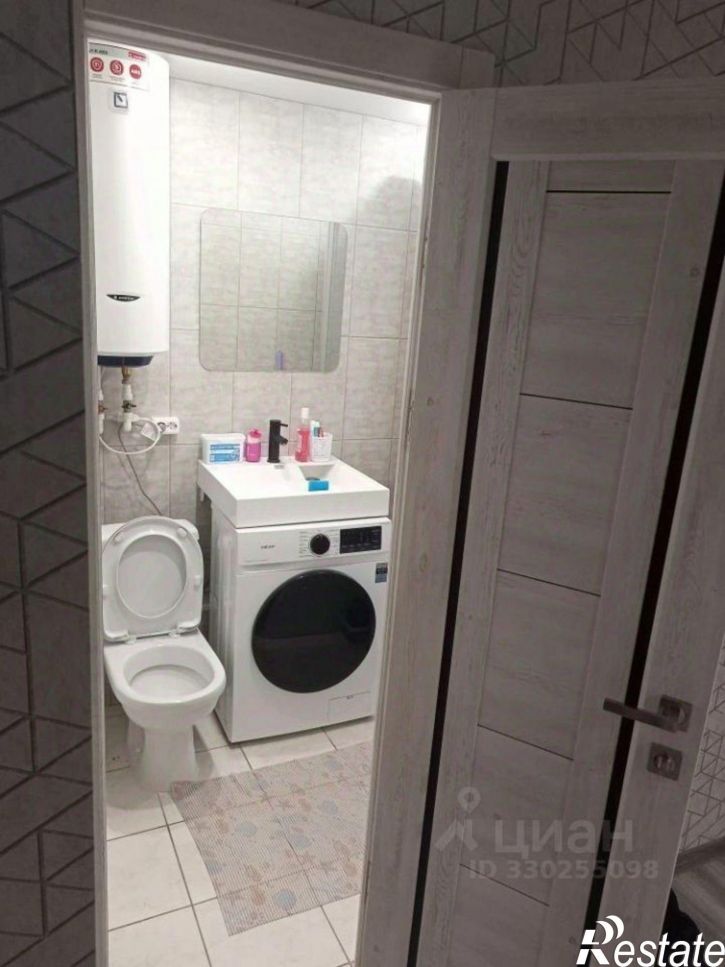 1-комн квартира улица Адмирала Пустошкина, 22 с12,  д. 22 с12