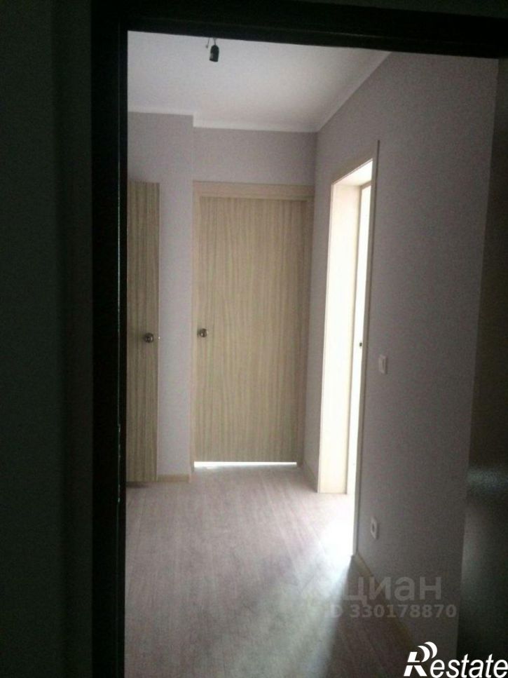 1-комн квартира улица Адмирала Пустошкина, 22 с8,  д. 22 с8