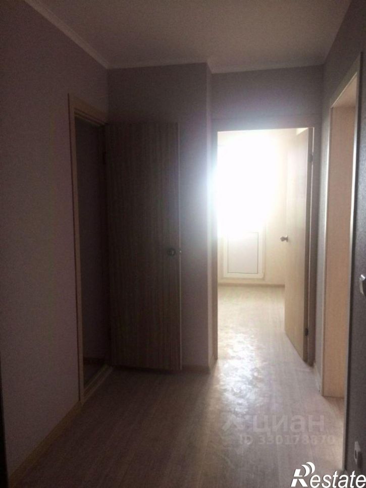 1-комн квартира улица Адмирала Пустошкина, 22 с8,  д. 22 с8