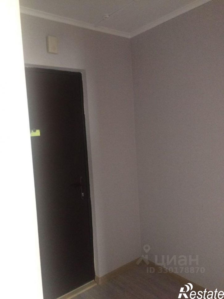1-комн квартира улица Адмирала Пустошкина, 22 с8,  д. 22 с8