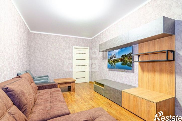 2-комн квартира ул Адмирала Пустошкина, 22 2,  д. 22 2,  к. 2