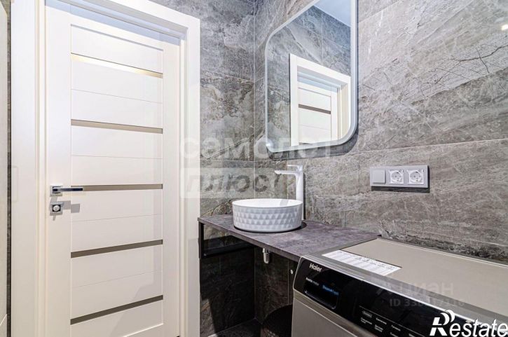2-комн квартира ул Адмирала Пустошкина, 22 2,  д. 22 2,  к. 2