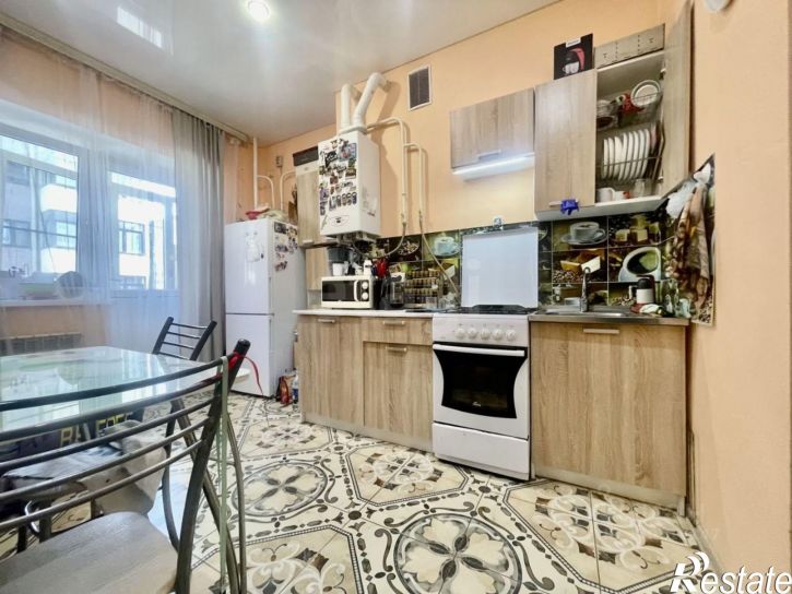 2-комн квартира улица Ленина, 180 к6,  д. 180 к6