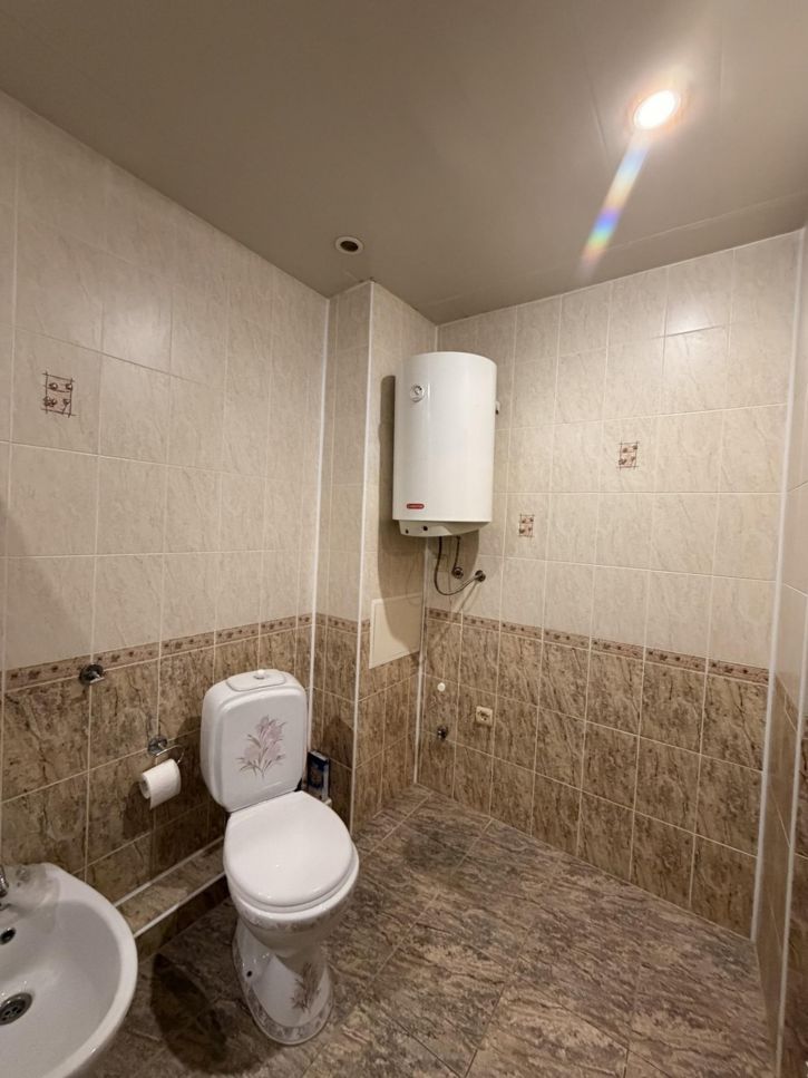 3-комн квартира улица Самбурова, 258