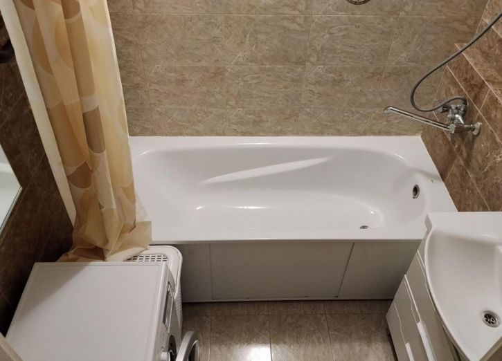 3-комн квартира улица Адмирала Пустошкина, 22к4