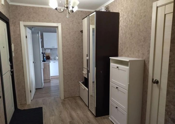 3-комн квартира улица Адмирала Пустошкина, 22к4