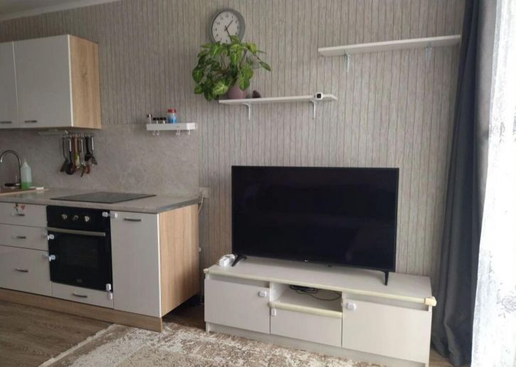 3-комн квартира улица Адмирала Пустошкина, 22к4