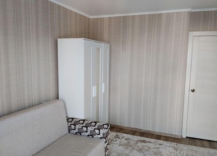 3-комн квартира улица Адмирала Пустошкина, 22к4