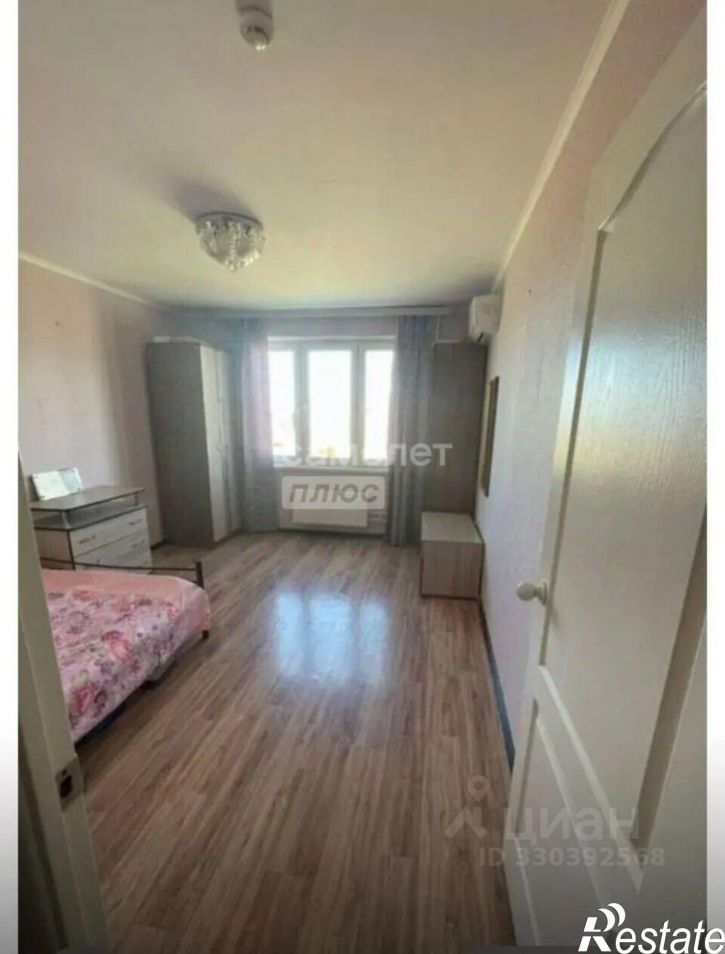 1-комн квартира ул Адмирала Пустошкина, 10,  д. 10