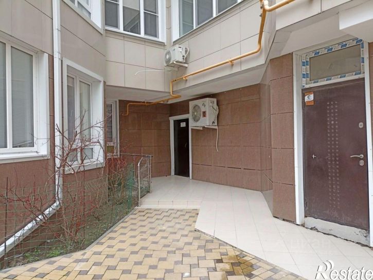 2-комн квартира Ленинградская улица, 76,  д. 76