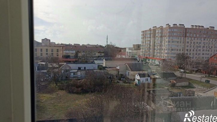 2-комн квартира Ленинградская улица, 76,  д. 76