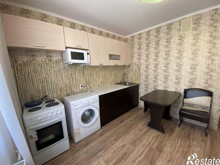 1-комн квартира ул Адмирала Пустошкина, 22 4,  д. 22 4,  к. 4
