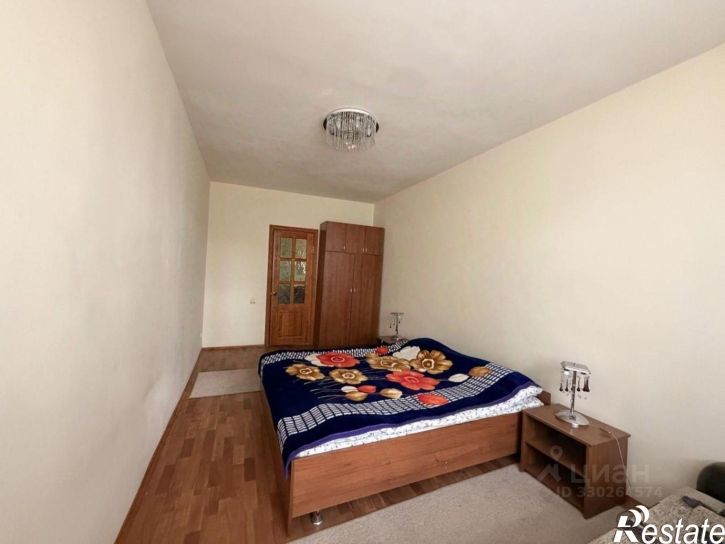 3-комн квартира улица Самбурова, 239,  д. 239