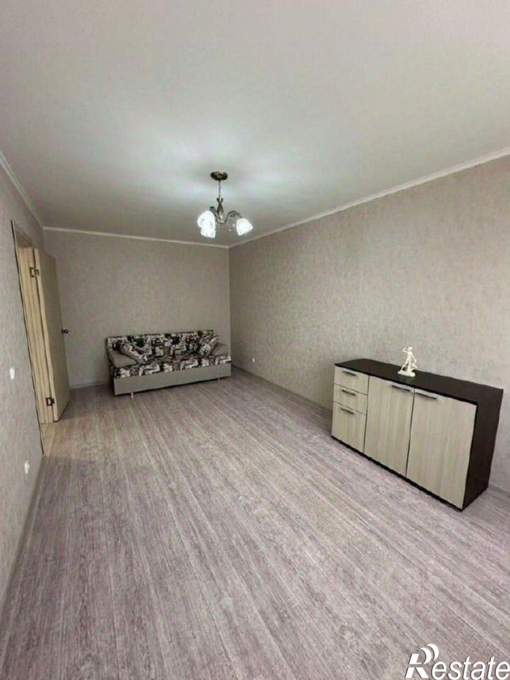 1-комн квартира ул Адмирала Пустошкина, 22 3,  д. 22 3,  к. 3