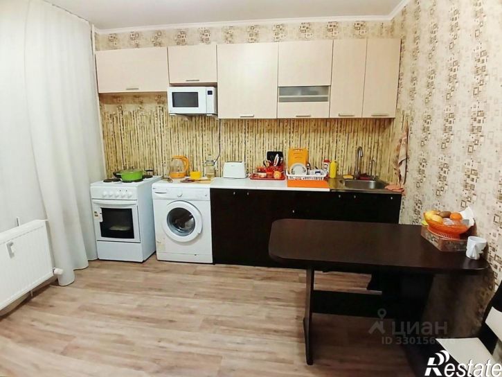 1-комн квартира ул Адмирала Пустошкина, 22 4,  д. 22 4,  к. 4