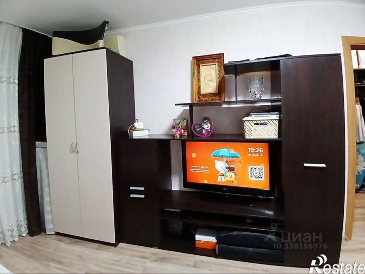 1-комн квартира ул Адмирала Пустошкина, 22 4,  д. 22 4,  к. 4