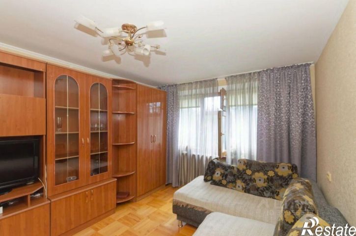 2-комн квартира 12-й микрорайон, 10