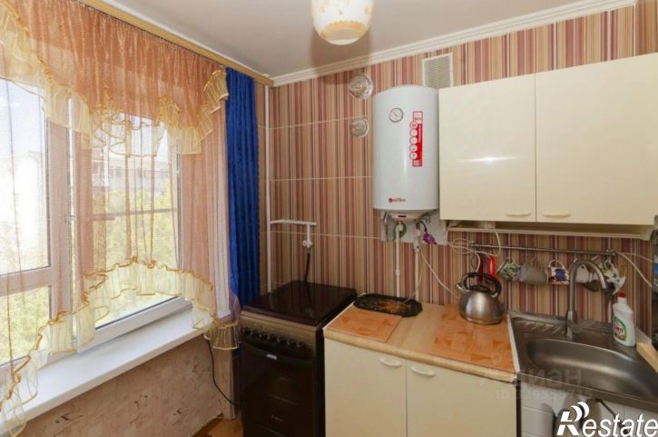 2-комн квартира 12-й микрорайон, 10