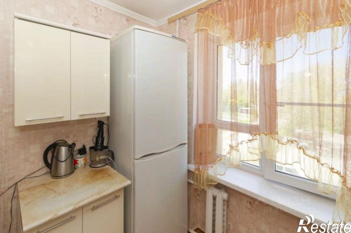 2-комн квартира 12-й микрорайон, 10