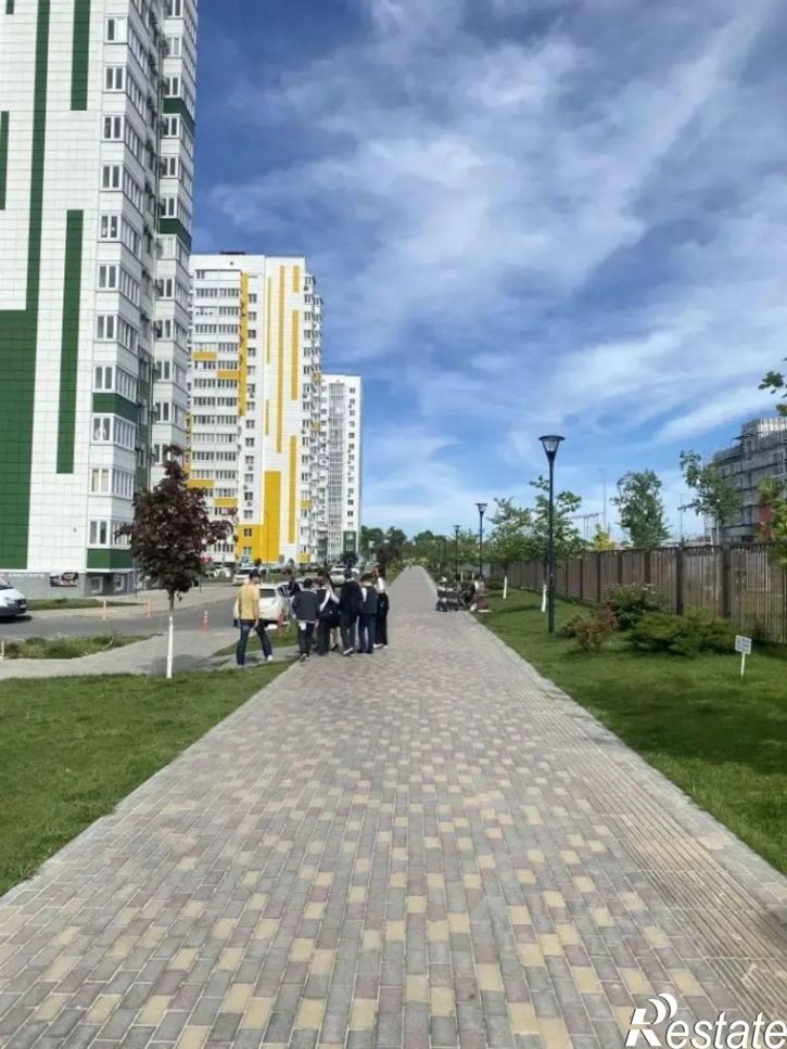 3-комн квартира улица Адмирала Пустошкина