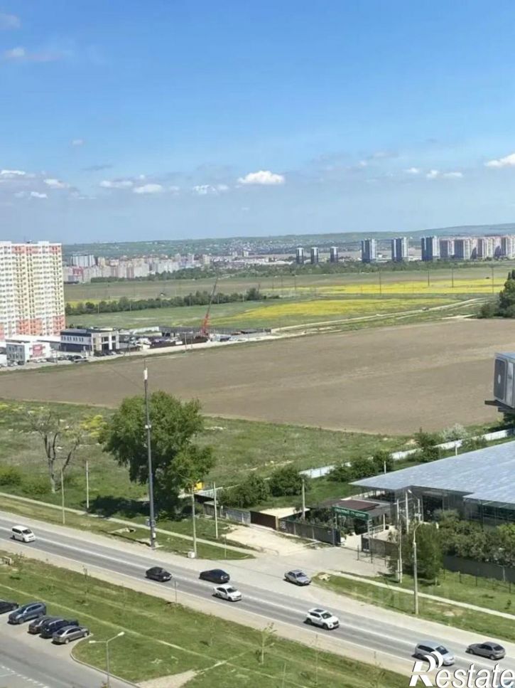 3-комн квартира улица Адмирала Пустошкина
