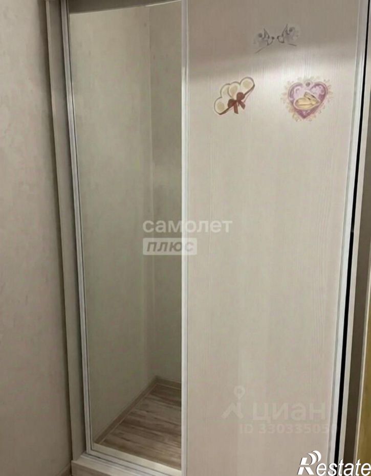 1-комн квартира ул Адмирала Пустошкина, 22 10,  д. 22 10,  к. 10