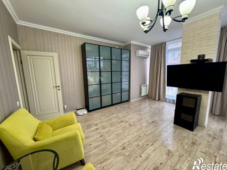 3-комн квартира Тракторный пер, 5,  д. 5