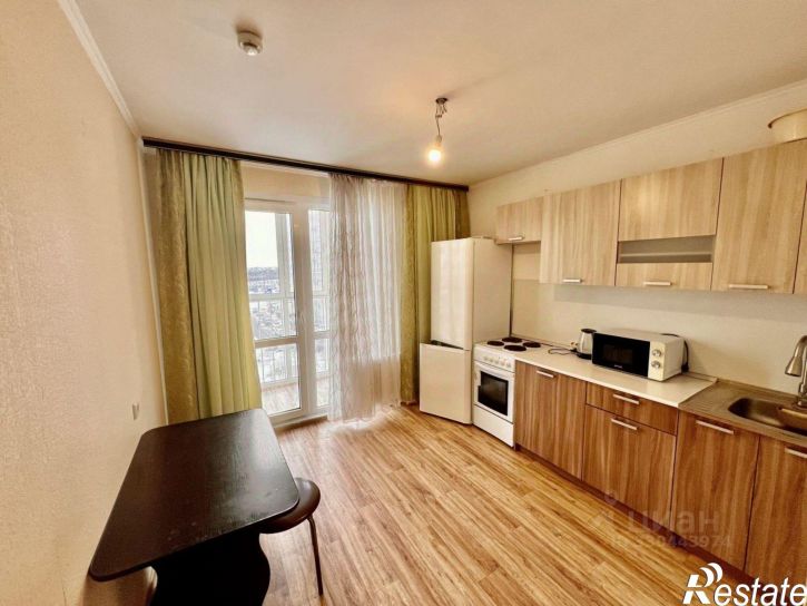 1-комн квартира ул Адмирала Пустошкина, 22 10,  д. 22 10,  к. 10