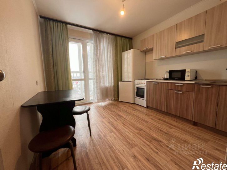 1-комн квартира ул Адмирала Пустошкина, 22 10,  д. 22 10,  к. 10