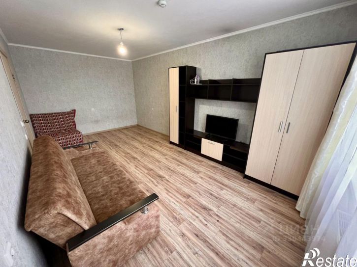 1-комн квартира ул Адмирала Пустошкина, 22 10,  д. 22 10,  к. 10