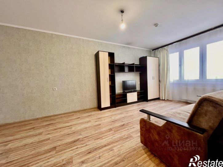 1-комн квартира ул Адмирала Пустошкина, 22 10,  д. 22 10,  к. 10