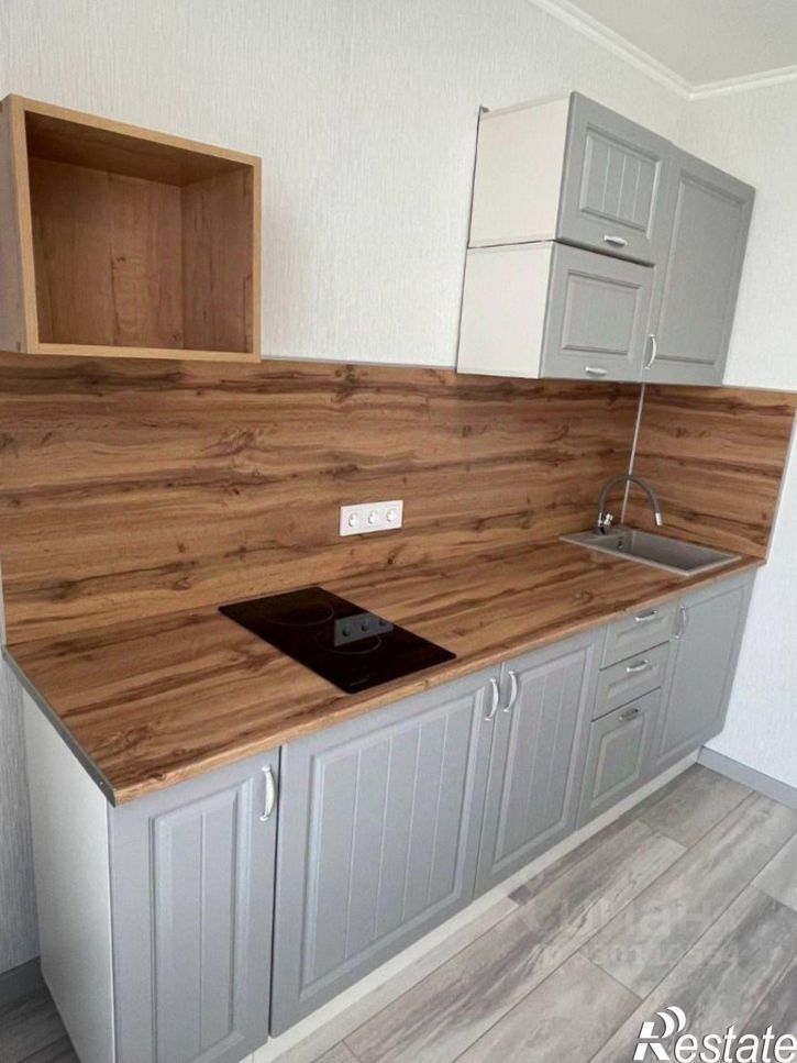 1-комн квартира улица Адмирала Пустошкина, 22 с6,  д. 22 с6
