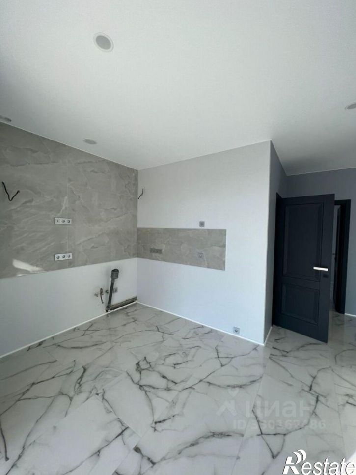 3-комн квартира ул Адмирала Пустошкина, 22 2,  д. 22 2,  к. 2