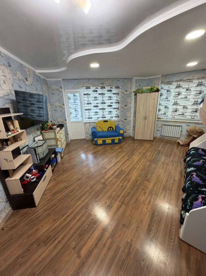2-комн квартира Промышленная улица, 1