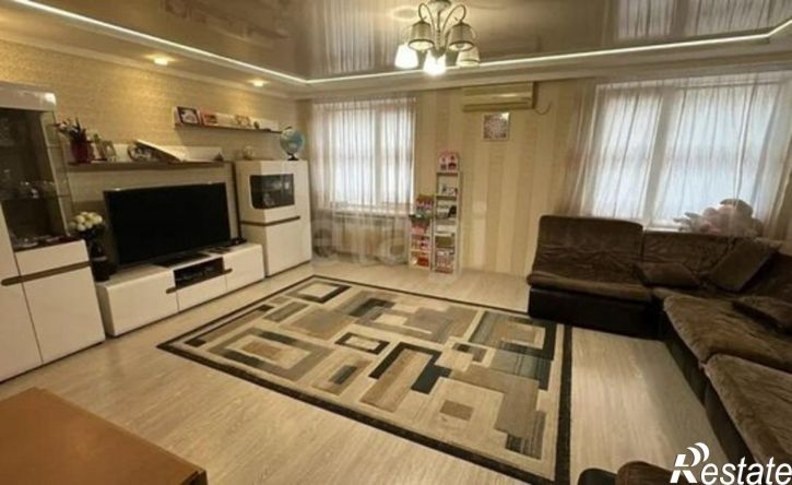 4-комн квартира 12-й микрорайон, 36
