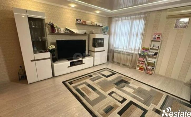 4-комн квартира 12-й микрорайон, 36
