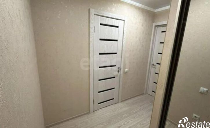 4-комн квартира 12-й микрорайон, 36