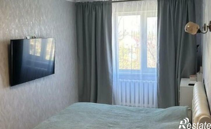 2-комн квартира улица Чехова, 1,  д. 1