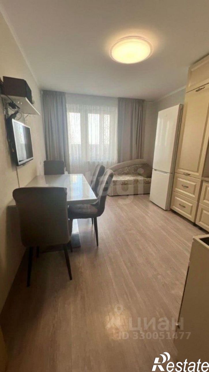 2-комн квартира улица Адмирала Пустошкина, 22 с1,  д. 22 с1