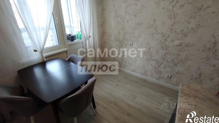 1-комн квартира улица Адмирала Пустошкина, 22 с8,  д. 22 с8
