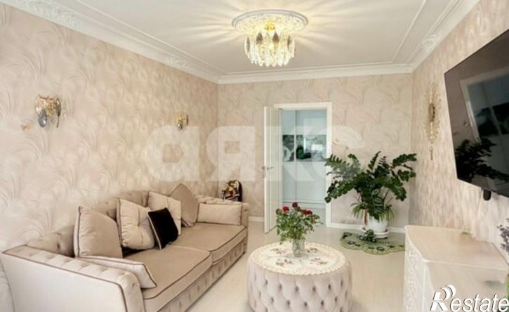 2-комн квартира ул Крылова, 17 5,  д. 17 5,  к. 5