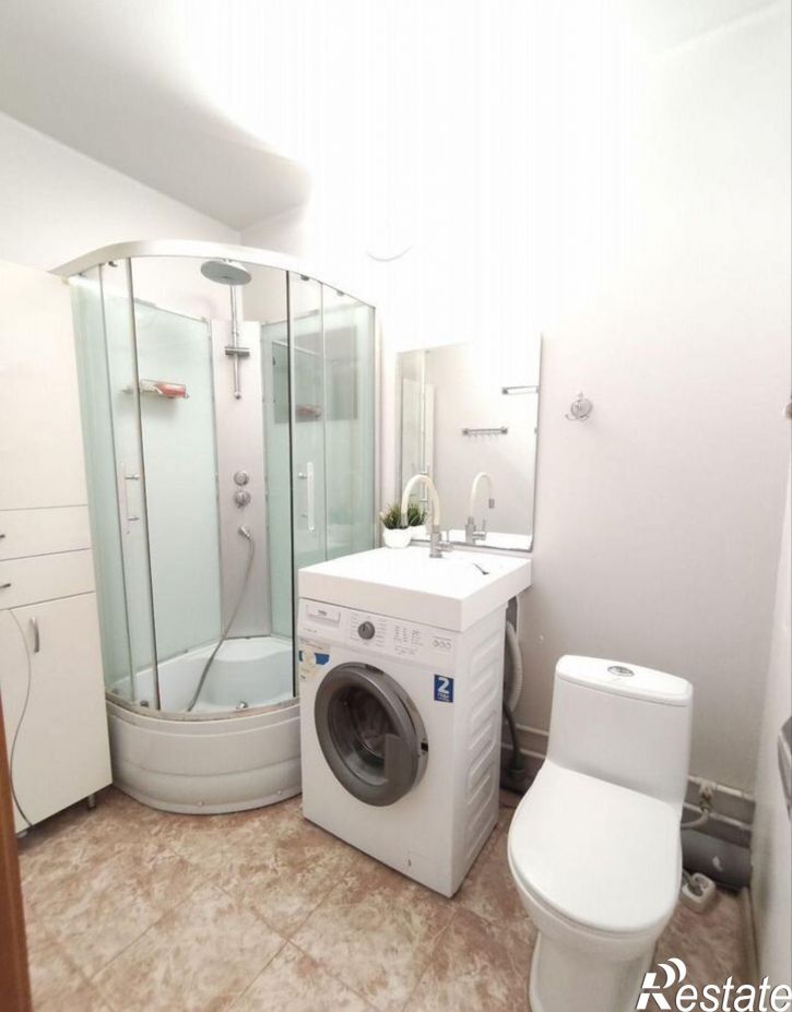 1-комн квартира ул Адмирала Пустошкина, 22 4,  д. 22 4,  к. 4