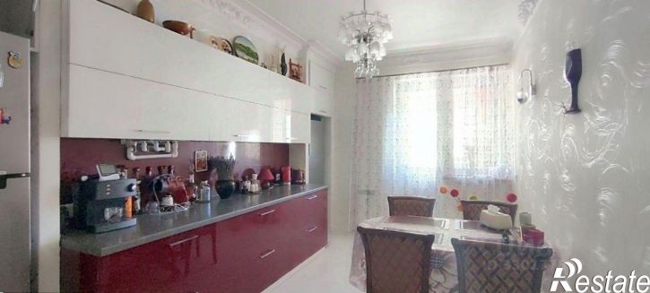 2-комн квартира ул Крылова, 17 5,  д. 17 5,  к. 5