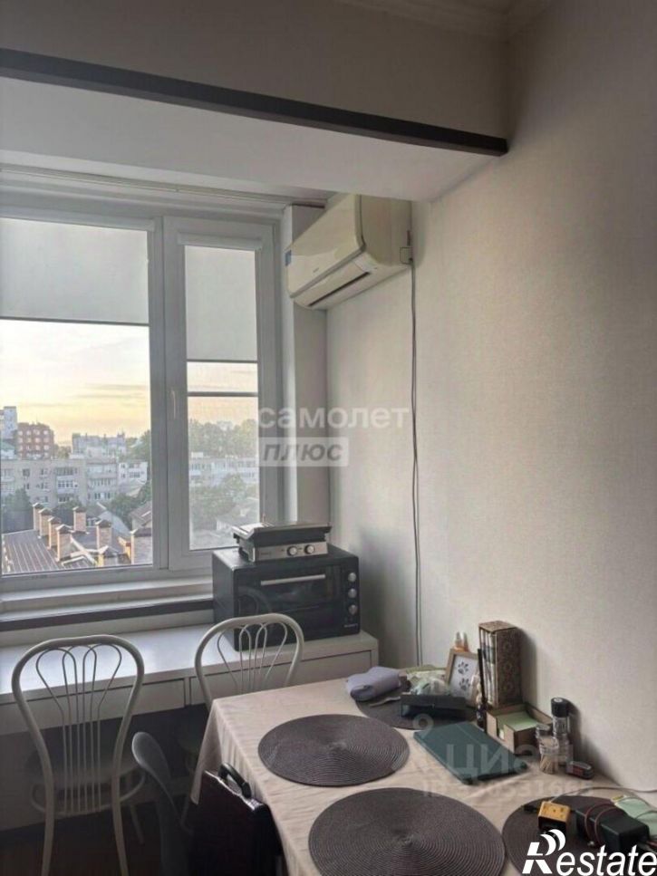 1-комн квартира улица Самбурова, 239,  д. 239