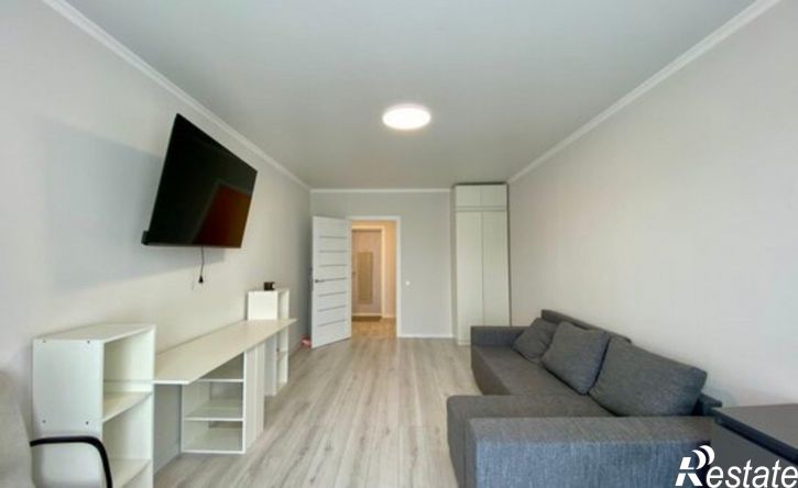 2-комн квартира улица Крылова, 13 к2,  д. 13 к2